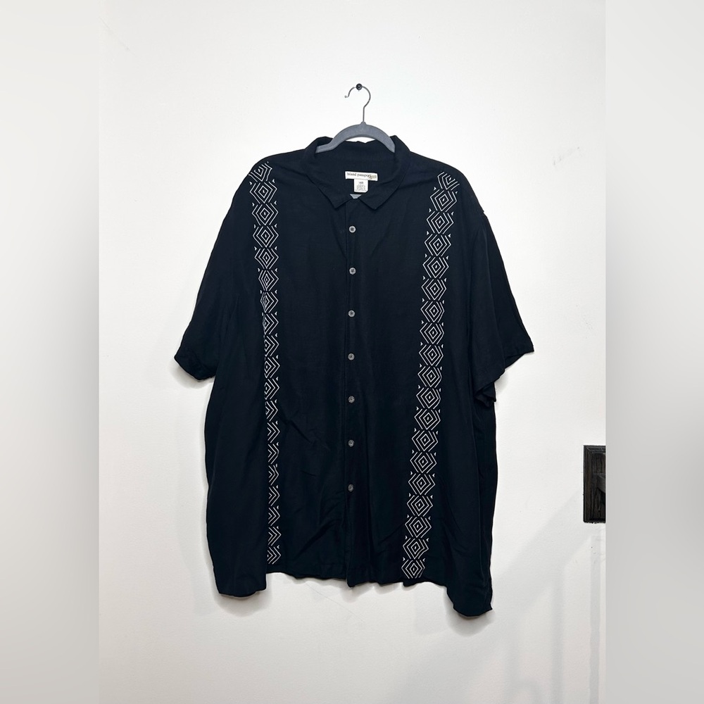 ISLAND PASSPORT Short Sleeve T-Shirt